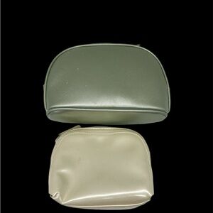 La Mer 2 Cosmetic Bags